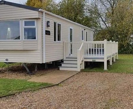 Ksr Hot Tub Holiday Home At Tattershall Lakes Kültér fotó