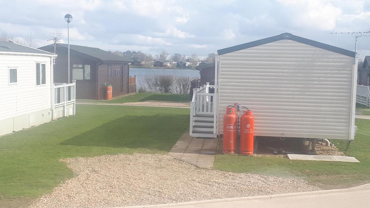 Ksr Hot Tub Holiday Home At Tattershall Lakes Kültér fotó