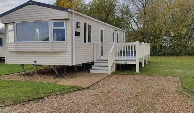 Ksr Hot Tub Holiday Home At Tattershall Lakes Kültér fotó