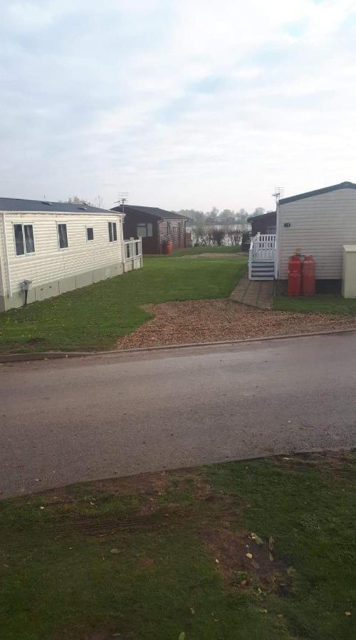 Ksr Hot Tub Holiday Home At Tattershall Lakes Kültér fotó